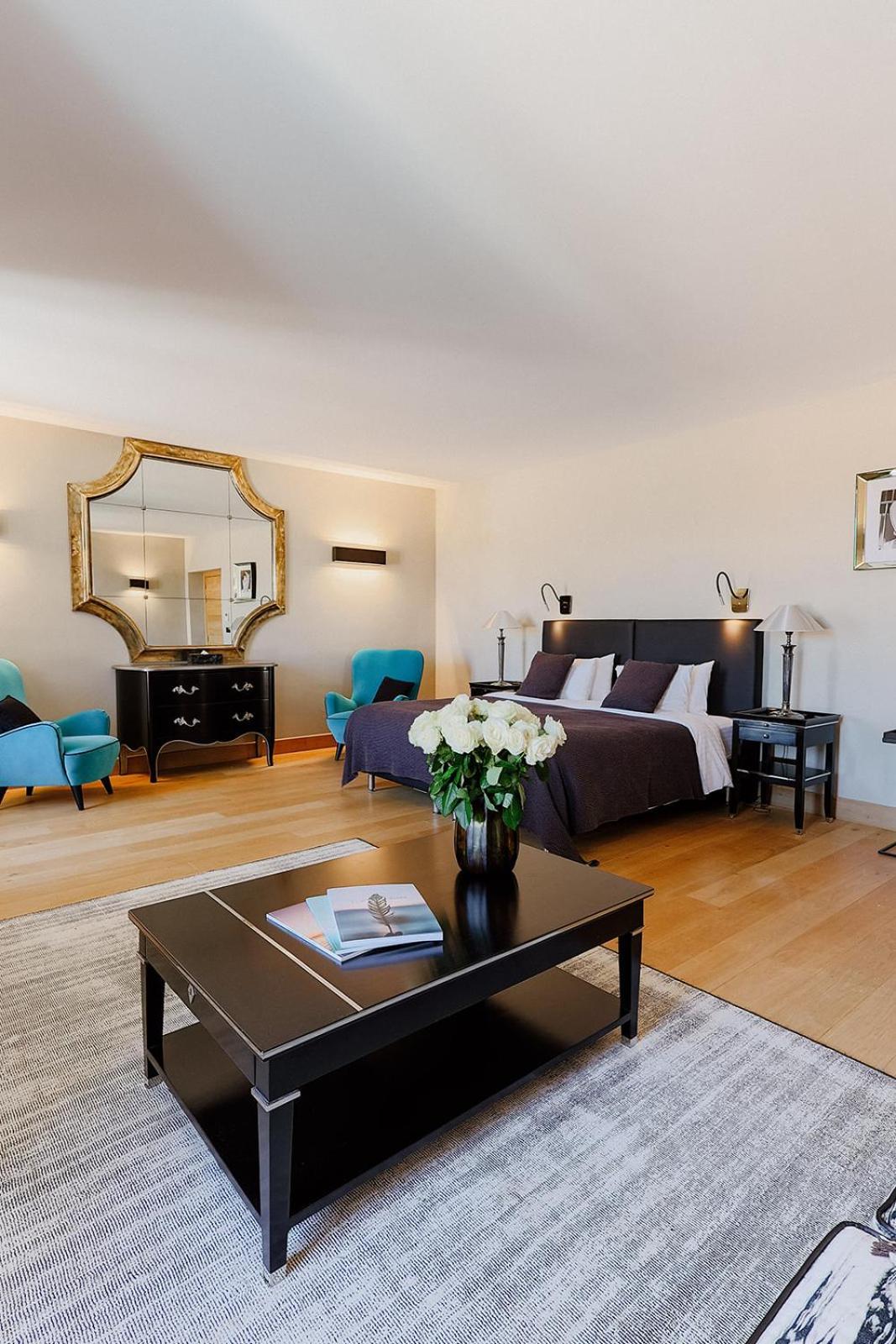 Bastide Saint Julien Bed & Breakfast La Celle  Exterior photo